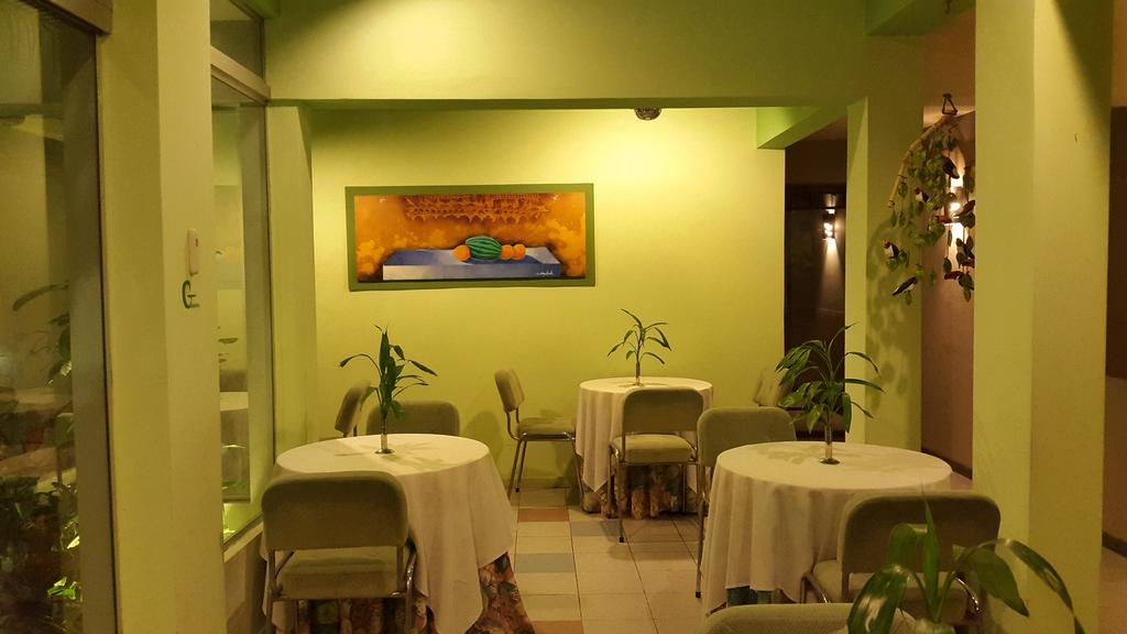 Hotel Amalfi Асунсьйон Екстер'єр фото
