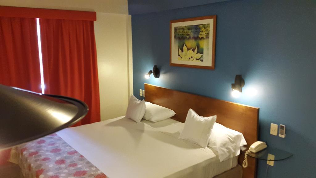 Hotel Amalfi Асунсьйон Екстер'єр фото