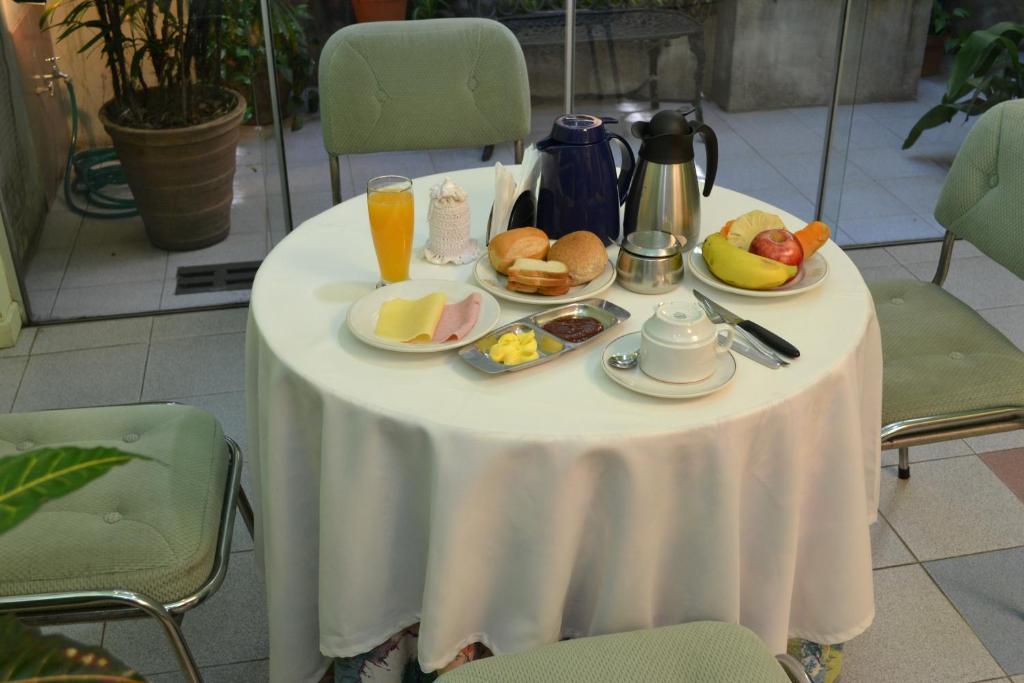 Hotel Amalfi Асунсьйон Екстер'єр фото